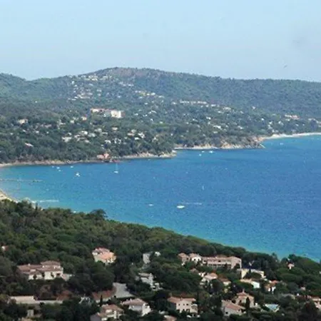 Cavalaire-sur-mer, 2 Pièces, 4 Personnes - Fr-1-100-221